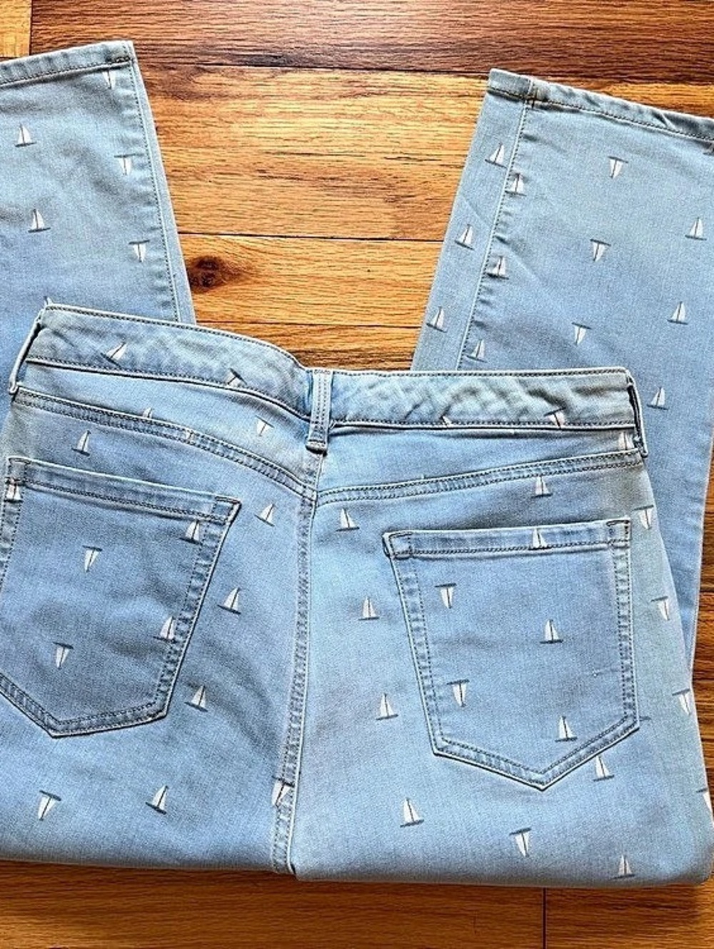 Charter Club Bristol Capri Sailboat Print Straight Leg Jeans in Blue